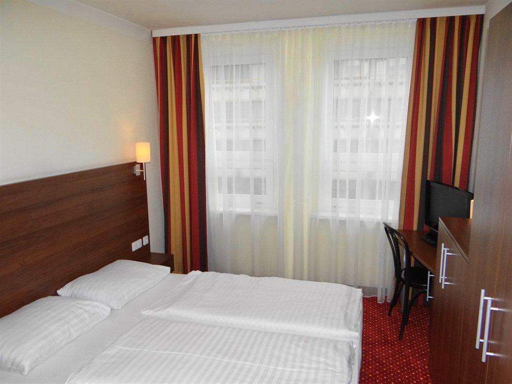 Plaza Inn Salzburg City Exterior photo